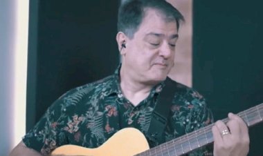 Raphael Pagliuso faz apresentação musical na Feira do Livro Espírita em Rio Preto