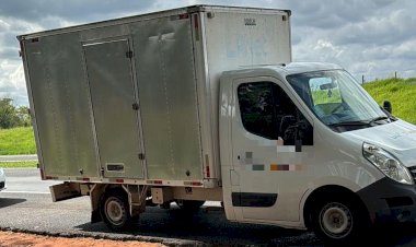 Trio de criminosos rende 13 pessoas para assaltar empresa de informática em Rio Preto