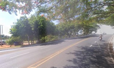 Motociclista é internado em estado grave após cair e ser atropelado em Rio Preto