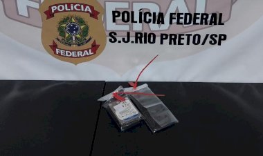 PF prende jovem de 19 anos suspeito de armazenar pornografia infantil em Urupês
