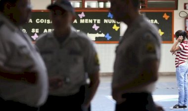 Justiça suspende programa de escolas cívico-militares em São Paulo