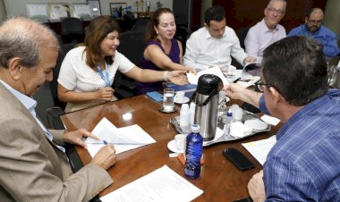 Edinho assina empréstimo de R$ 649 milhões para buscar água no rio Grande