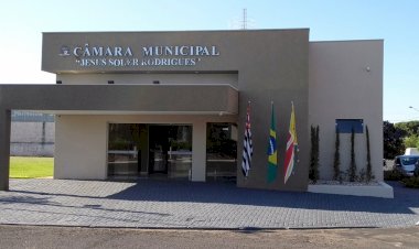 Câmara de Bálsamo quer dobrar o salário do prefeito