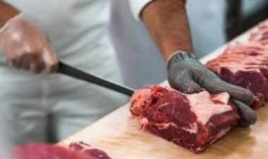 China informa governo brasileiro que vai investigar importações de carne bovina