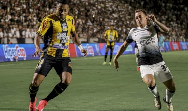 Corinthians vence Novorizontino no Jorjão e assume a liderança do Grupo A do Paulistão
