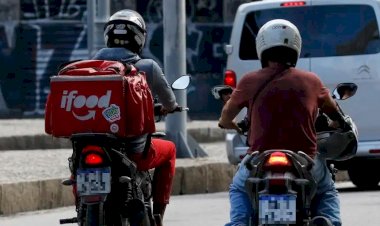 Governo de SP sanciona lei que obriga chip de validação em mochilas de entregadores