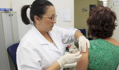 Rio Preto aplica 6,6 mil doses contra Influenza em três dias