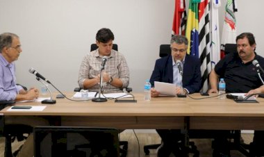 CPI aprova convocação de 11 ex-secretários de Edinho e de sete atuais