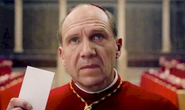 'Conclave' volta aos cinemas brasileiros após morte do papa Francisco