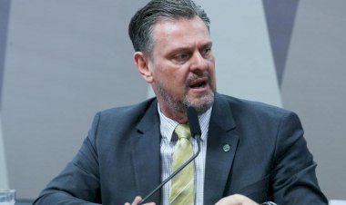 Brasil negocia com importadores para flexibilizar a restrição ao frango do Brasil