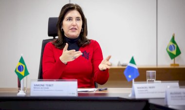 Ministra Simone Tebet acompanha reunião do Mercosul em Buenos Aires