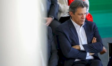 Haddad diz que ação contra decreto do IOF não é interferência política