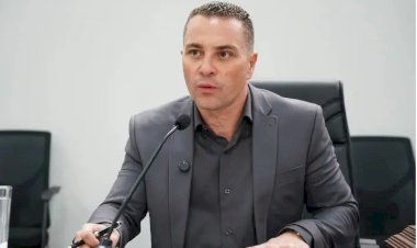 STJ anula condenação de Bottas e determina novo julgamento