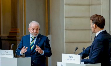 Em reunião com Macron, Lula ataca tarifas de Trump