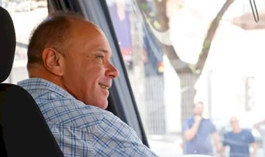 Coronel parte na quinta, dia da votação do IPTU, para 10 dias nos Estados Unidos