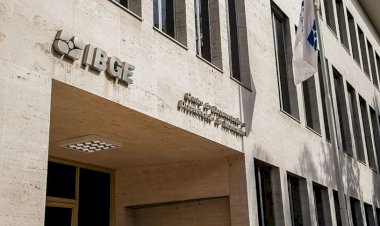 Desemprego fica em 5,6% em agosto após quatro quedas seguidas