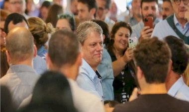 Caravana de Tarcísio ficará três dias na região de Rio Preto anunciando 'pacote de bondades'