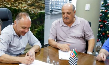 Sob pressão, Coronel se reúne com Pauléra e se compromete a rever casos pontuais da nova planta genérica