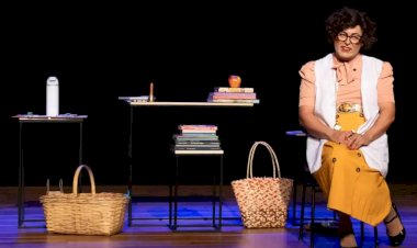 Espetáculo ‘Uma Graça de Professora’ leva humor e reflexão ao Teatro Plaza Cultural