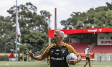 São Paulo anuncia a saída do técnico Hernán Crespo mesmo brigando no topo do Brasileirão