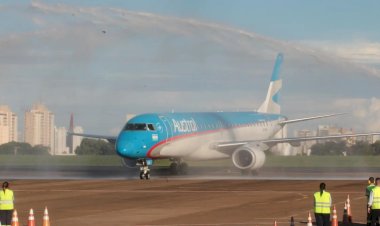 Voo da Libertadores inaugura fase internacional do aeroporto de Rio Preto
