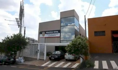 Motociclista foge da PM, sofre queda e é preso com moto irregular em Rio Preto