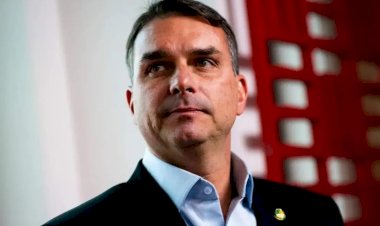 Flávio Bolsonaro confirma que foi à casa de Vorcaro após primeira prisão