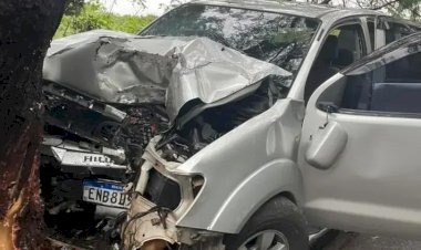 Homem morre em acidente de carro em Rio Preto