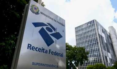 Receita paga nesta terça maior lote de restituição do IR da história
