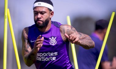 Corinthians anuncia renovação de Memphis uma semana após desistir do novo contrato