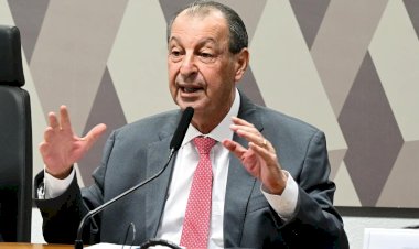 CCJ aprova texto-base do fim da 6x1
