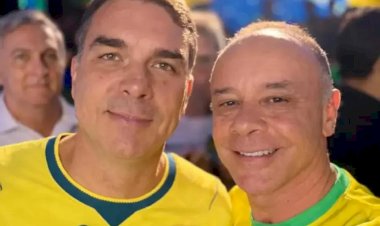 Coronel pretende, enfim, se jogar na campanha eleitoral, mas por telefone