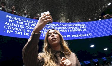 Erika Hilton adia visita a Rio Preto para participar da promulgação da PEC do fim da escala 6x1