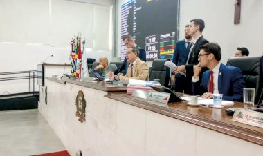 Câmara faz sessão extra para votar ‘venda da dívida’