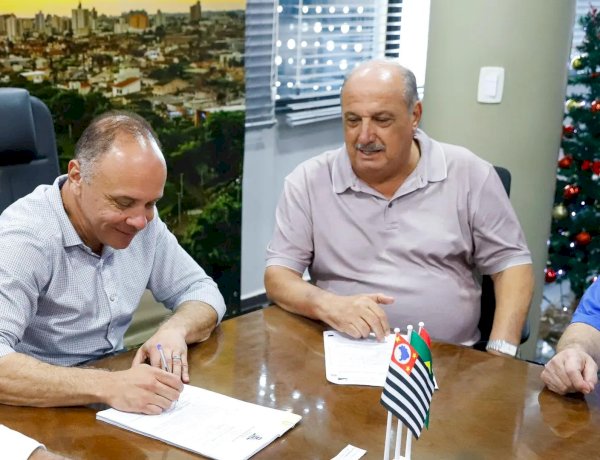 Sob pressão, Coronel se reúne com Pauléra e se compromete a rever casos pontuais da nova planta genérica