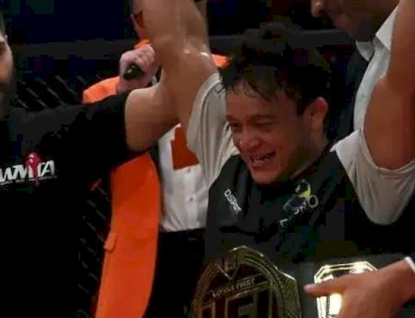 De Rio Preto, Edgar Pigmeu nocauteia favorito holandês e conquista cinturão de MMA na Europa