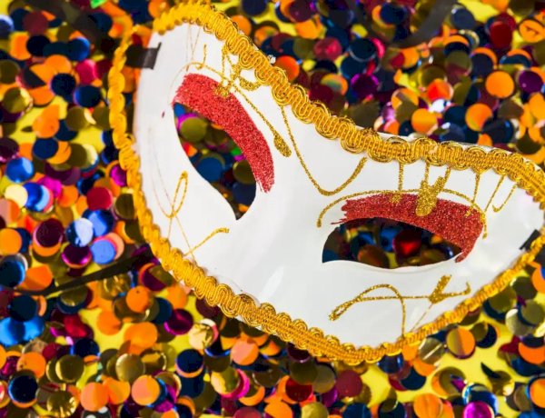 Blocos agitam a Praça do Vivendas e o Pinheirinho nesta terça, em Rio Preto