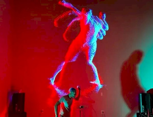 Ações gratuitas do Robo.Art unem arte e tecnologia em Rio Preto