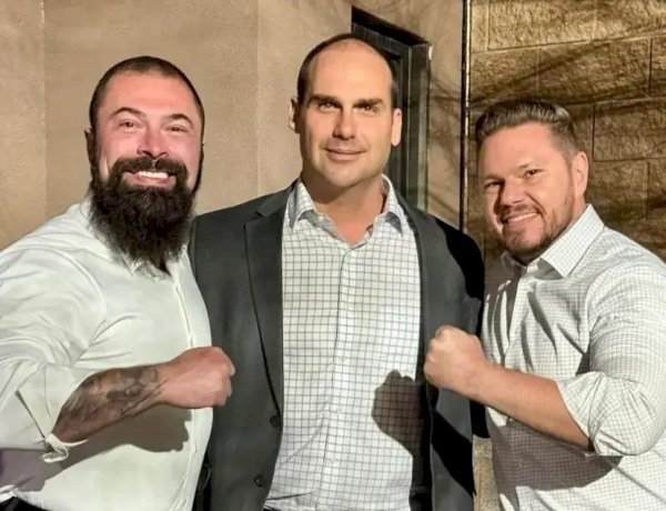 Danilo Campetti e Paulo Bilynskyj se reúnem com Eduardo Bolsonaro nos Estados Unidos