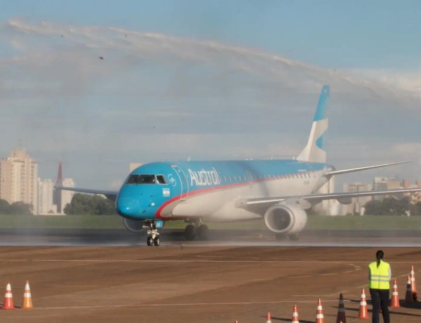 Voo da Libertadores inaugura fase internacional do aeroporto de Rio Preto