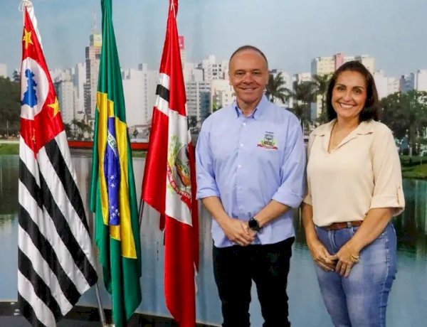 Indicada pelo PSB, Paula Nardelli assume a Secretaria da Mulher