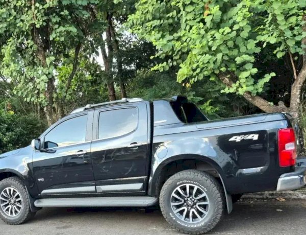 Dois dias após roubo, caminhonete é localizada pela Polícia Civil de Rio Preto