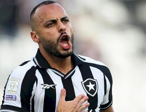 Botafogo dá show com hat-trick de Arthur Cabral e afunda Corinthians no Z-4 do Brasileirão