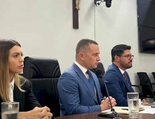 Bottas não responde perguntas sobre convênio milionário da Saúde