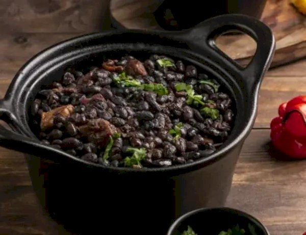 Projeto Ninho do Bebê promove feijoada beneficente