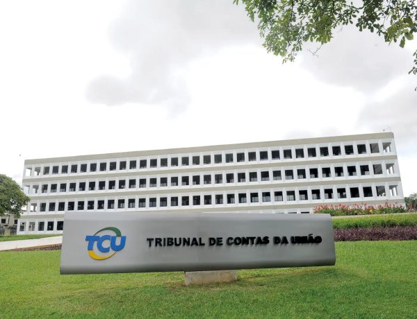 TCU aprova contas de Lula, mas faz alerta