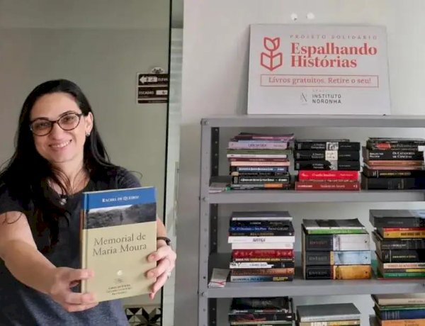 Projeto Espalhando Histórias amplia acesso à leitura com estante no Mercadão de Rio Preto