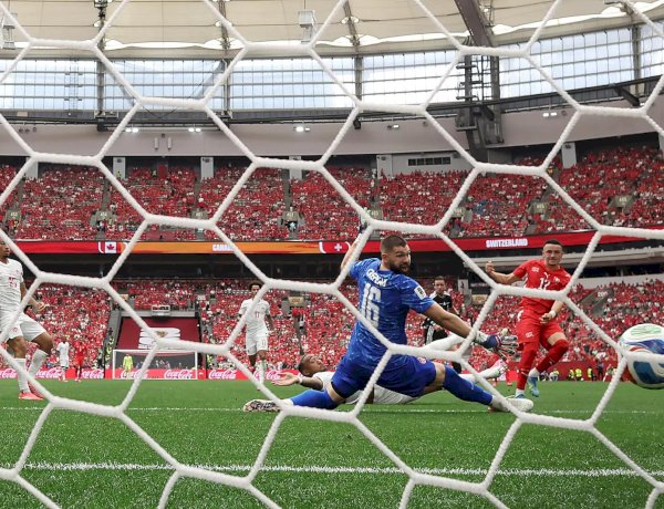Alemanha é atração em dia decisivo com seis jogos