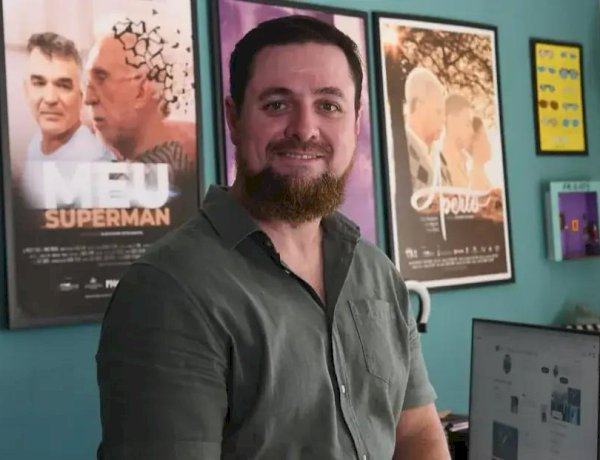 Alexandre Estevanato faz campanha para viabilizar livro sobre Alzheimer