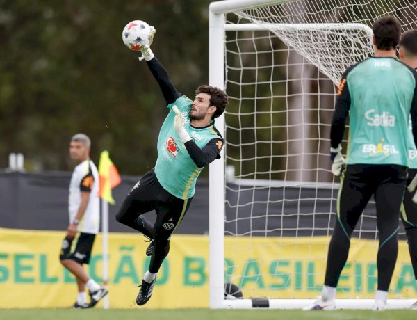 Seleção deve abandonar esquema e usar Raphinha